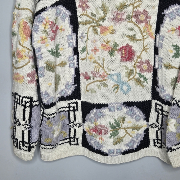 Vintage Chunky Knit Floral Cottagecore Shabby‎ Chic Sweater Hand Knit Size small - Picture 3 of 8
